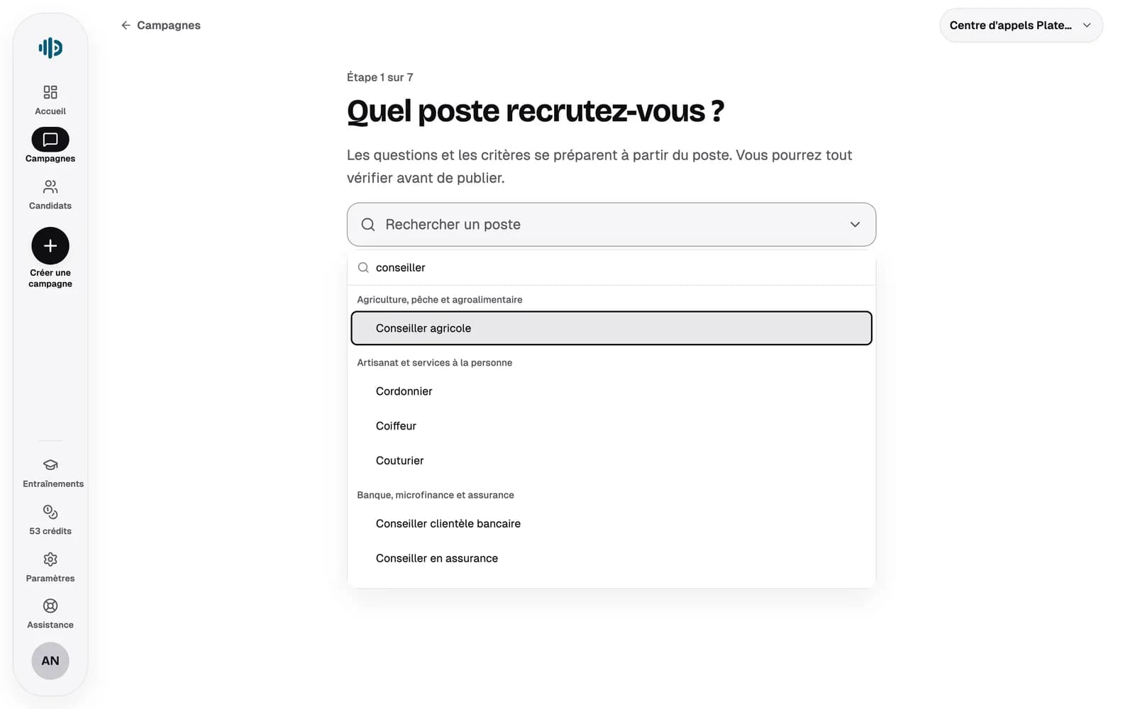 L’écran de création d’une campagne : la recherche d’un poste propose des métiers classés par secteur.